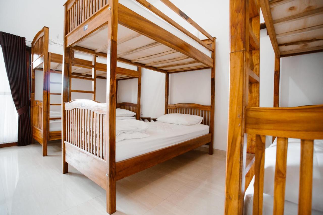 Double'D Hostel Batununggul Luaran gambar